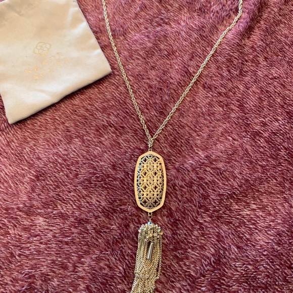 Kendra Scott Necklace - Picture 2 of 2